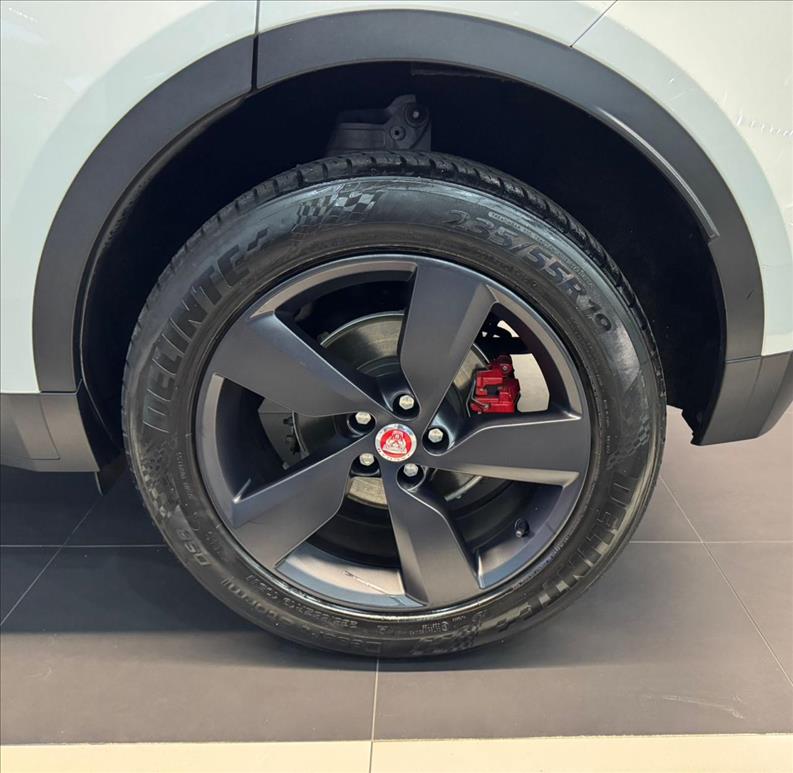  E-PACE 