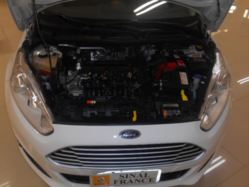 Ford FIESTA 1.6 Titanium Hatch 16V