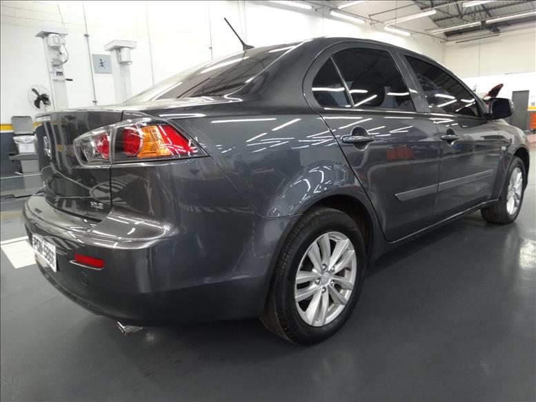 Mitsubishi LANCER 2.0 HLE 16V