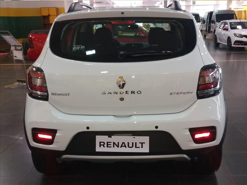 Renault SANDERO 1.6 16V SCE Stepway