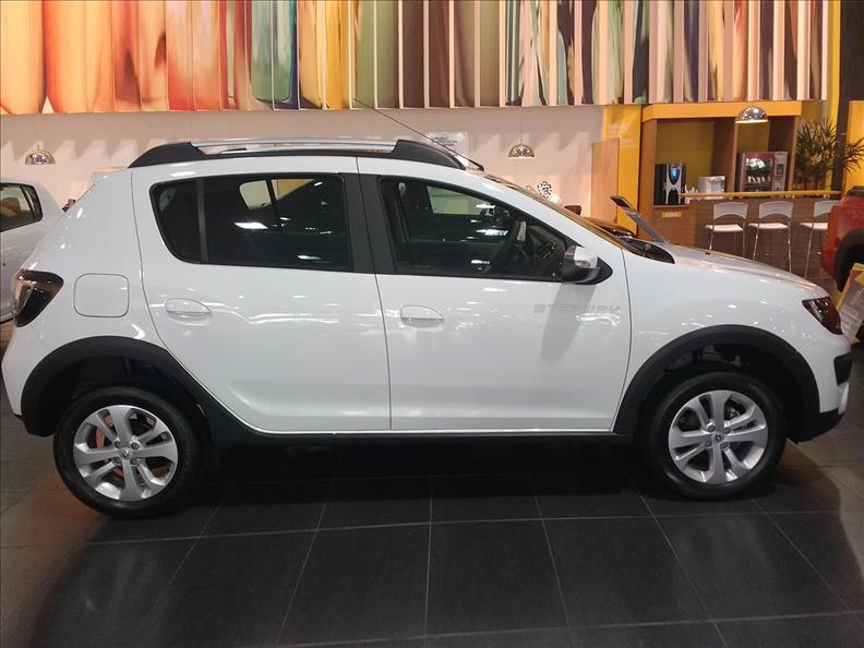 Renault SANDERO 1.6 16V SCE Stepway
