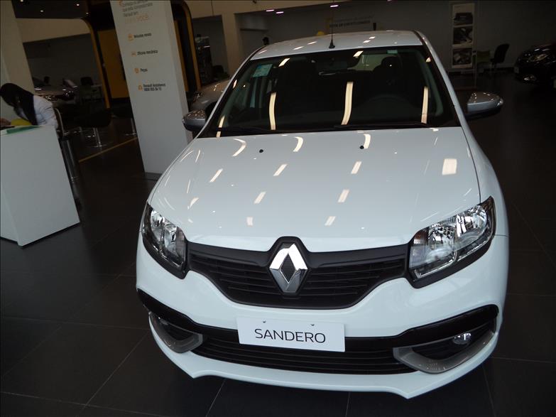 RENAULT SANDERO 1.6 16V SCE GT Line