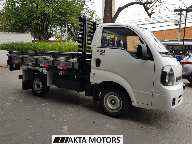 KIA BONGO 2.5 TD STD CS