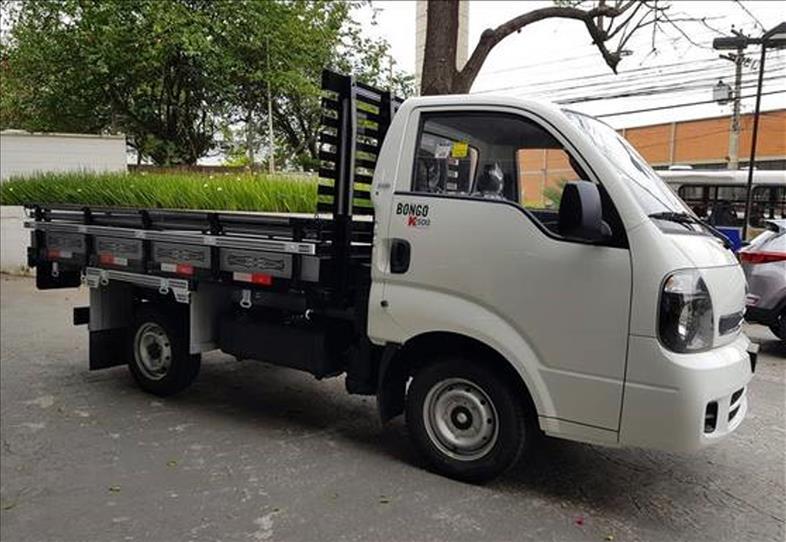 BONGO 2.5 TD STD CS BONGO 2.5 TD STD CS