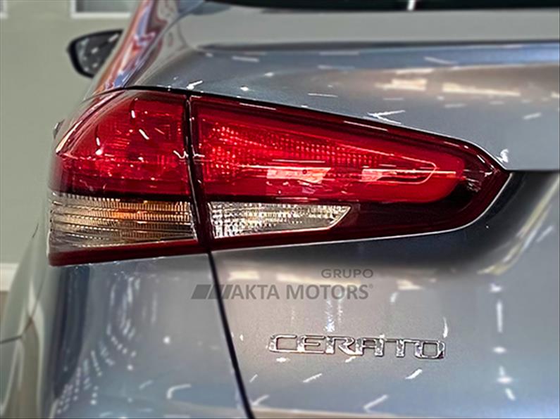 CERATO 1.6 SX 16V CERATO 1.6 SX 16V