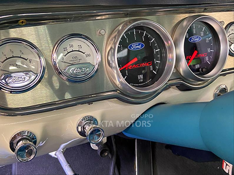 MUSTANG 5.0 Hardtop V8 MUSTANG 5.0 Hardtop V8