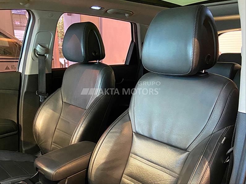 SORENTO 3.3 EX V6 24V 7 Lugares SORENTO 3.3 EX V6 24V 7 Lugares