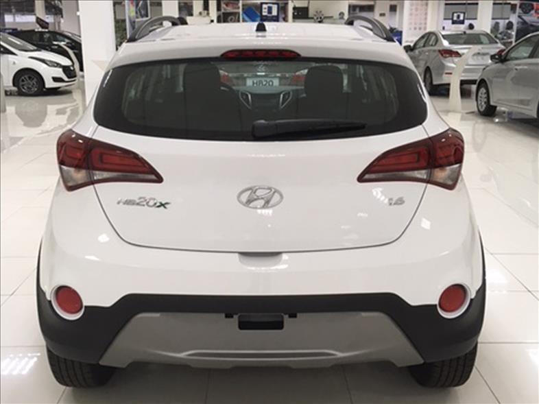 Hyundai HB20X 1.6 16V Style
