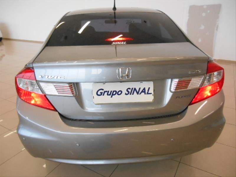 Honda CIVIC 1.8 LXS 16V