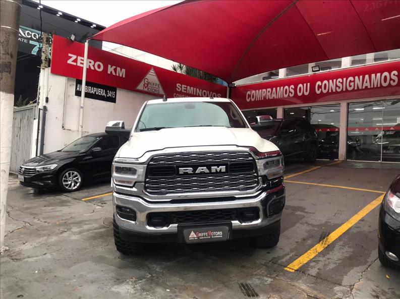 DODGE RAM 6.7 2500 LARAMIE 4X4 CD I6 TURBO DIESEL 4P AUTOMATICO