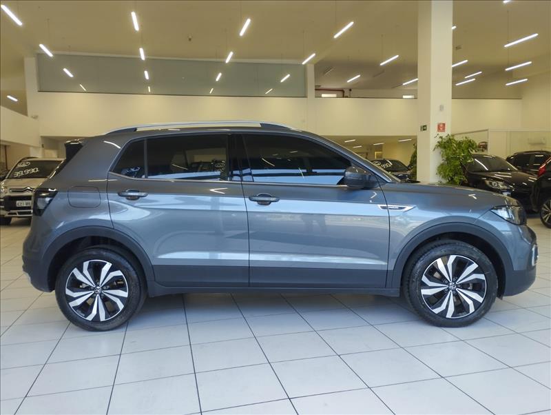  T-CROSS 