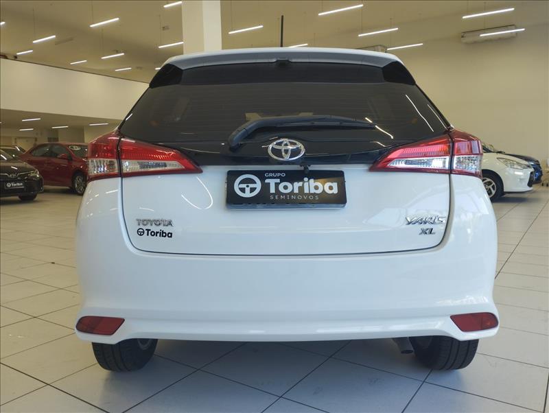  YARIS 