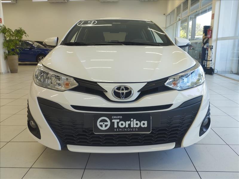 YARIS 