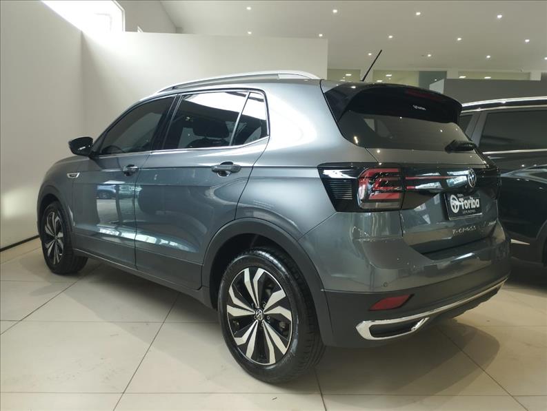  T-CROSS 