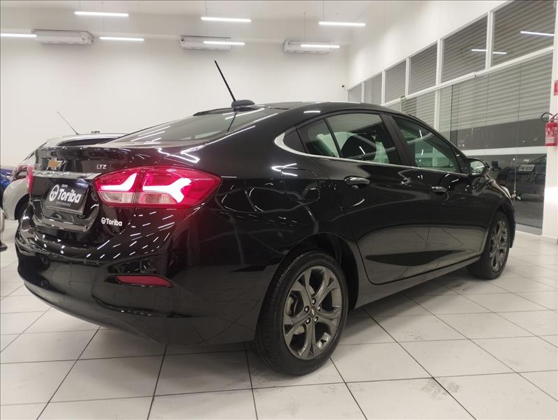  CRUZE 
