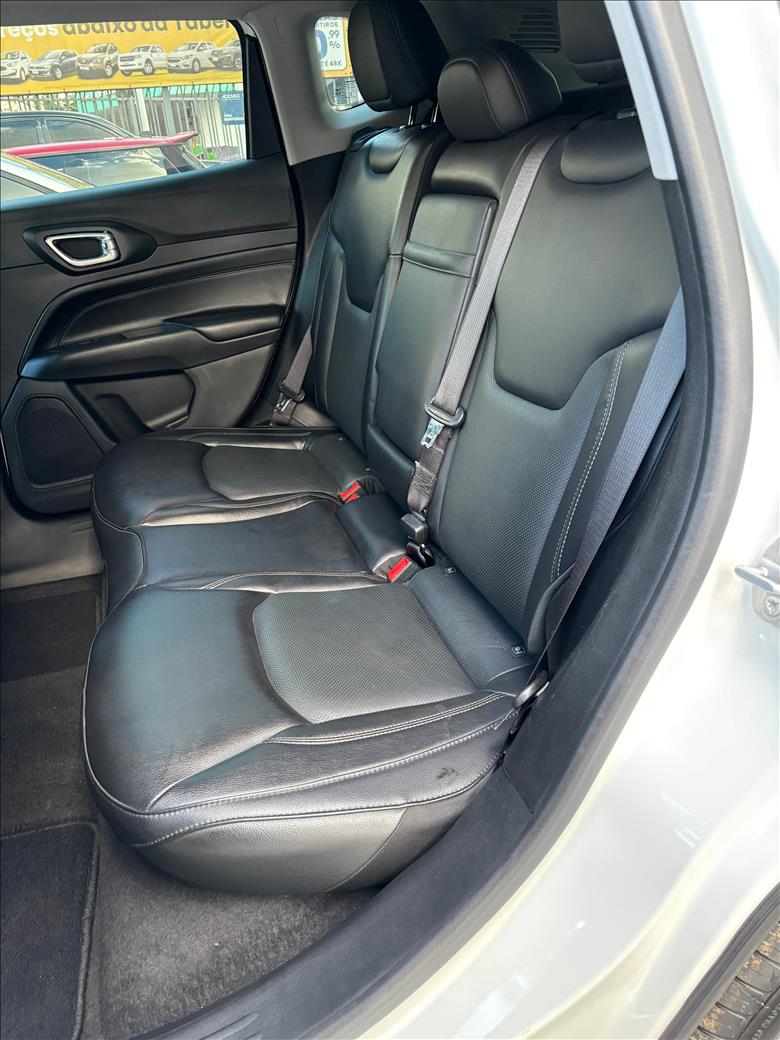  COMPASS  1.3 T270 Turbo Longitude 