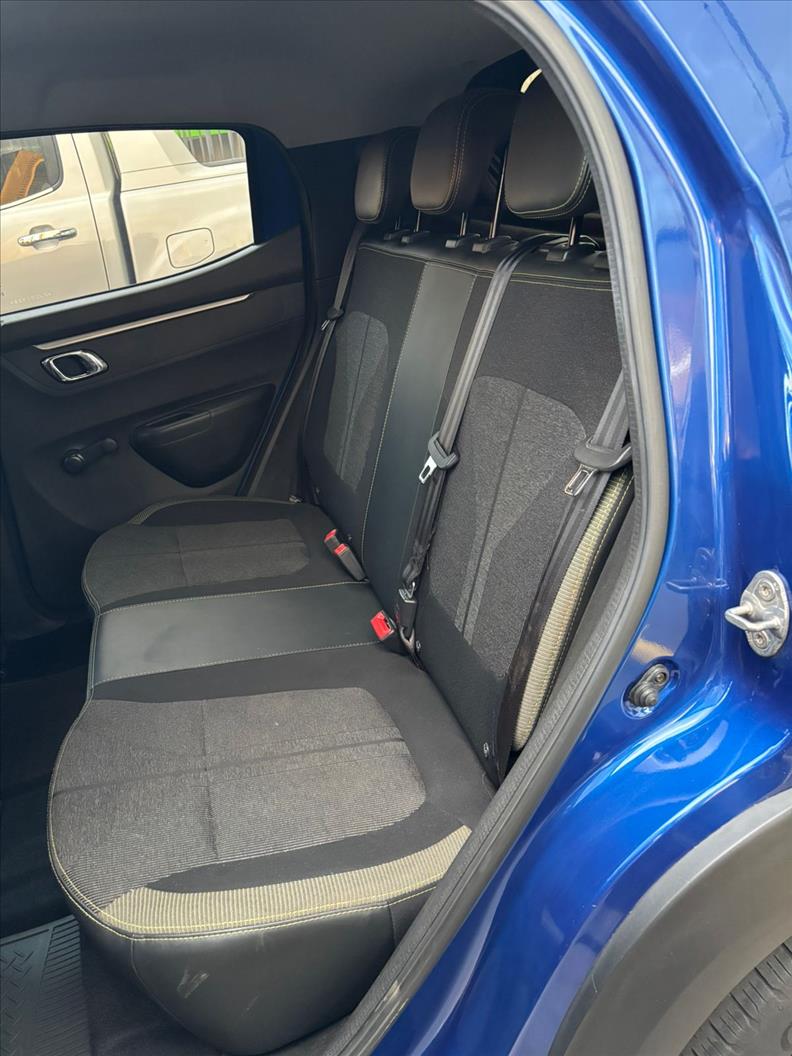 KWID  1.0 12V SCE Outsider 6  KWID  1.0 12V SCE Outsider 6