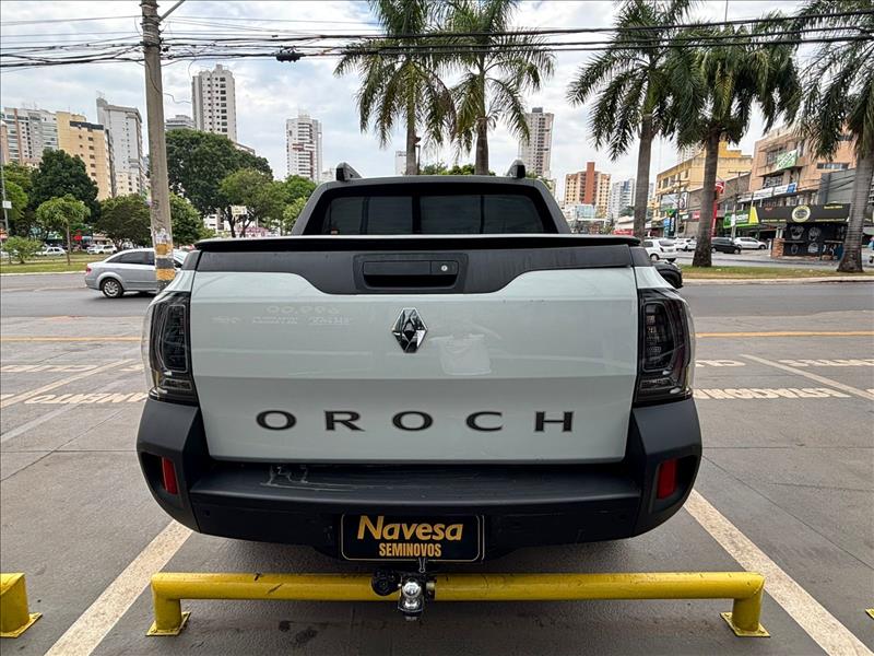 OROCH  1.6 16V SCE Intense 6  OROCH  1.6 16V SCE Intense 6