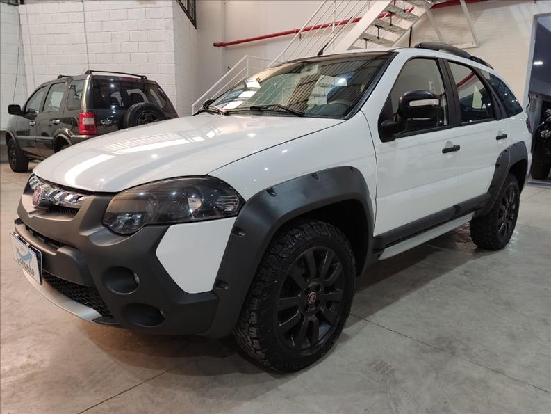 FIAT PALIO 1.8 MPI ADVENTURE WEEKEND 16V FLEX 4P AUTOMATIZADO