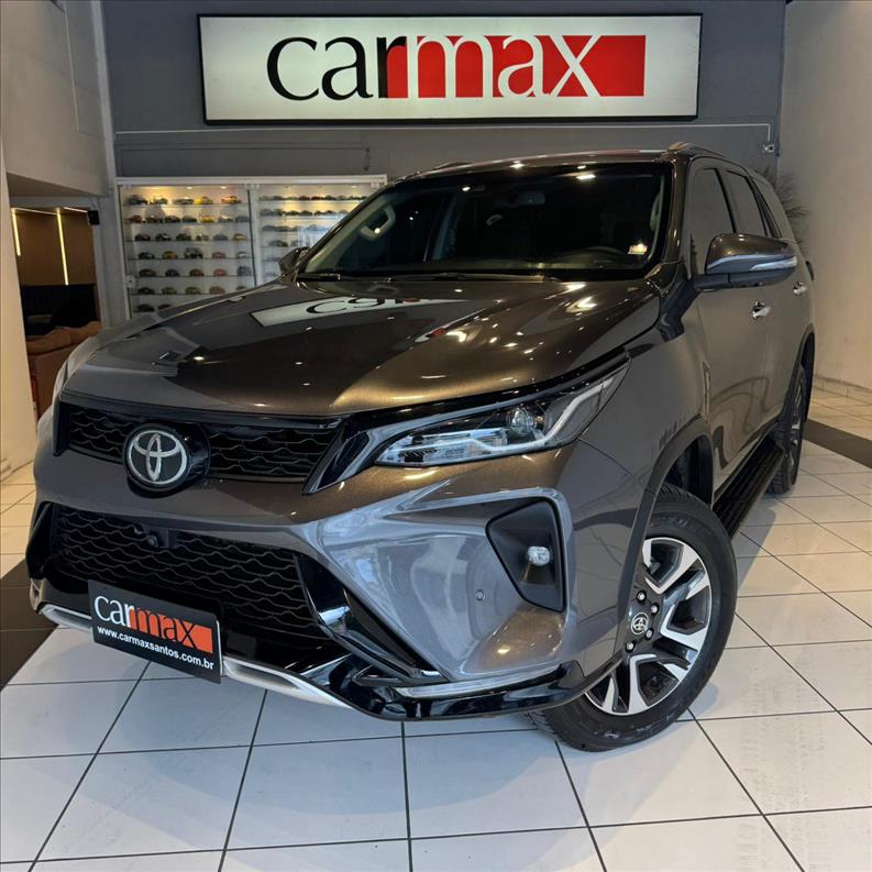 Toyota Hilux SW4 2.8 D-4d Turbo SRX Platinum 7l 4x4