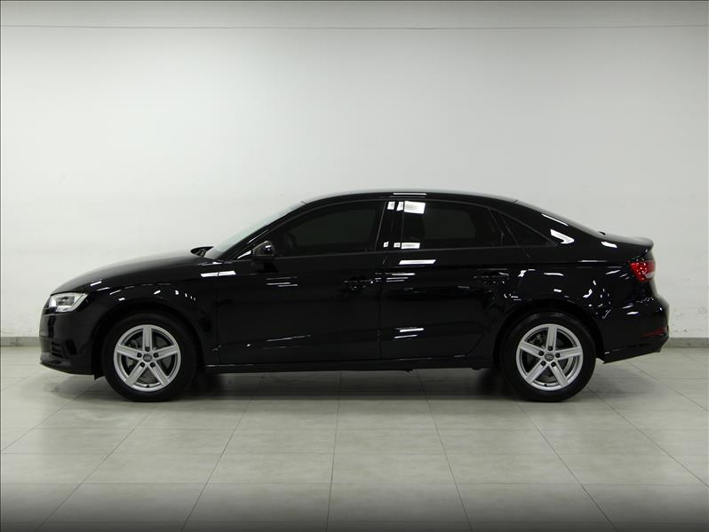 AUDI A3 1.4 TFSI Sedan Attraction 16V