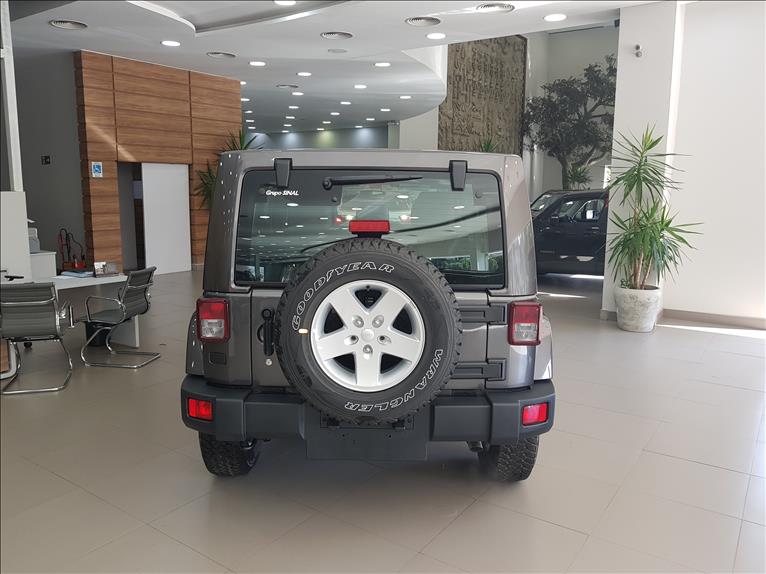 Jeep WRANGLER 3.6 Unlimited Sahara 4X4 V6