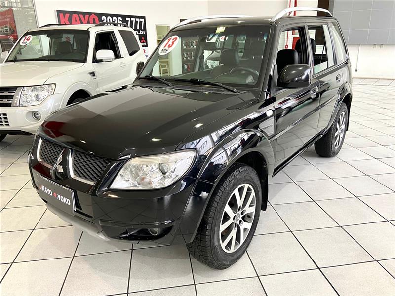 PAJERO TR4 2.0 4X2 16V 140cv PAJERO TR4 2.0 4X2 16V 140cv