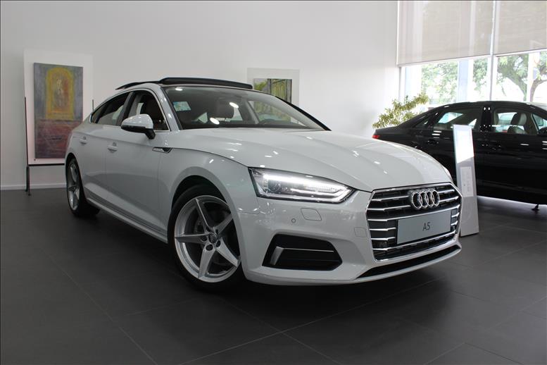 AUDI A5 2.0 TFSI Sportback Ambiente 16V