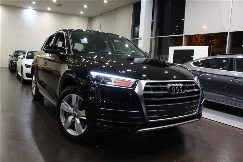 AUDI Q5 2.0 TFSI Ambiente S Tronic