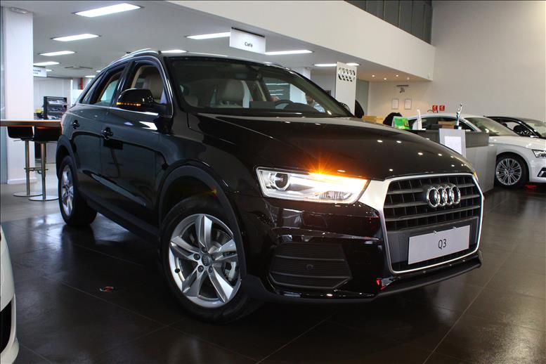 AUDI Q3 1.4 TFSI Ambiente S Tronic