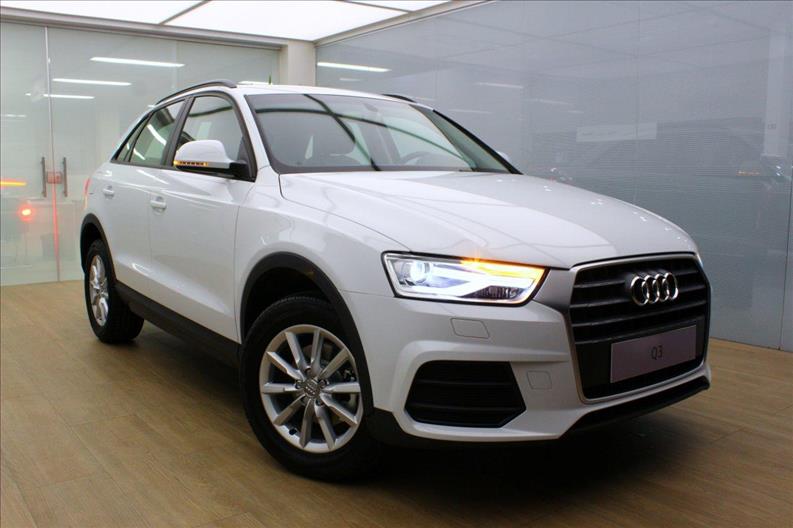 AUDI Q3 1.4 TFSI Attraction S Tronic