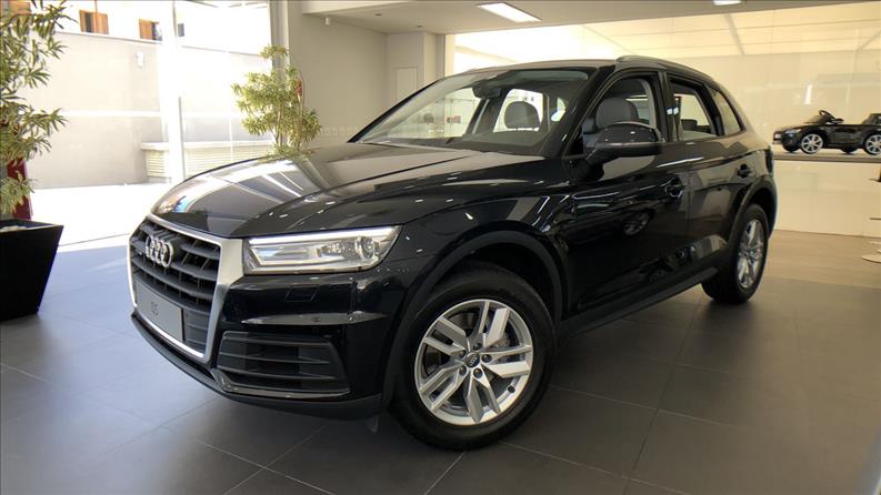 AUDI Q3 1.4 TFSI Prestige Plus S Tronic
