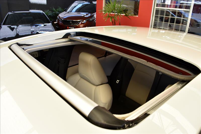 TOYOTA COROLLA 1.8 VVT-I Hybrid Altis-14 - Loja de Veículos - 0