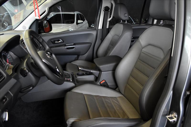 VOLKSWAGEN AMAROK 3.0 V6 TDI Highline CD 4motion-4 - Loja de Veículos - 0