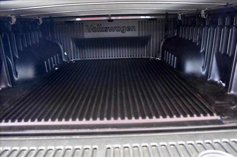 VOLKSWAGEN AMAROK 3.0 V6 TDI Highline CD 4motion-17 - Loja de Veículos - 0