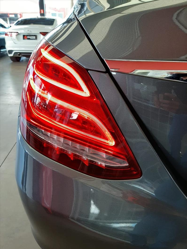MERCEDES-BENZ C 180 1.6 CGI Exclusive 16V Turbo-12 - Loja de Veículos - 0