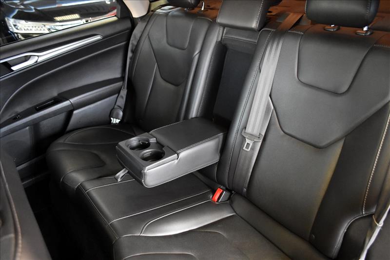 FORD FUSION 2.0 Titanium FWD 16V-4 - Loja de Veículos - 0