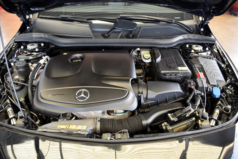 MERCEDES-BENZ CLA 200 1.6 First Edition Turbo-20 - Loja de Veículos - 0