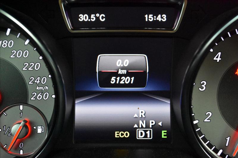 MERCEDES-BENZ CLA 200 1.6 First Edition Turbo-14 - Loja de Veículos - 0