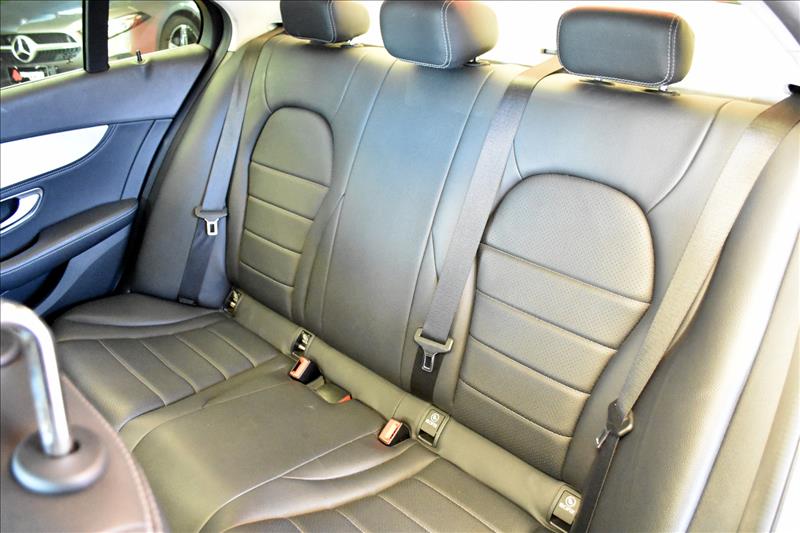 MERCEDES-BENZ C 200 2.0 CGI Avantgarde 16V-5 - Loja de Veículos - 0