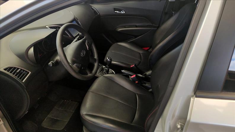 HYUNDAI HB20 1.6 Comfort Style 16V-3 - Loja de Veículos - 0
