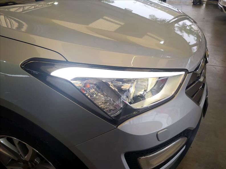 HYUNDAI SANTA FÉ 3.3 MPFI 4X4 7 Lugares V6 270cv-15 - Loja de Veículos - 0