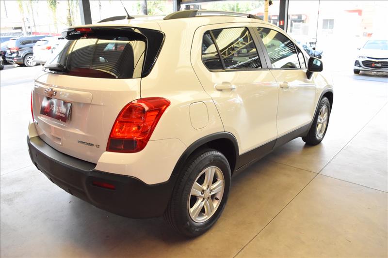 CHEVROLET TRACKER 1.8 MPFI LT 4X2 16V-3 - Loja de Veículos - 0