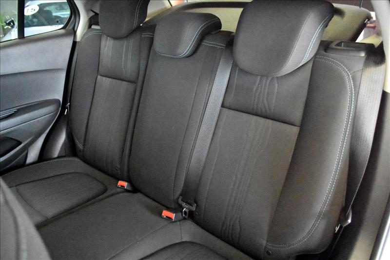 CHEVROLET TRACKER 1.8 MPFI LT 4X2 16V-5 - Loja de Veículos - 0