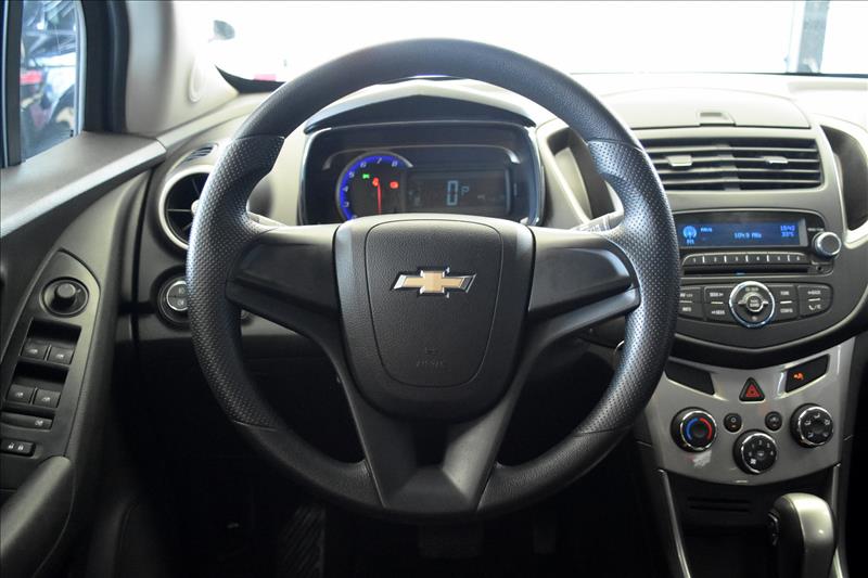 CHEVROLET TRACKER 1.8 MPFI LT 4X2 16V-7 - Loja de Veículos - 0