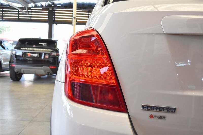 CHEVROLET TRACKER 1.8 MPFI LT 4X2 16V-16 - Loja de Veículos - 0