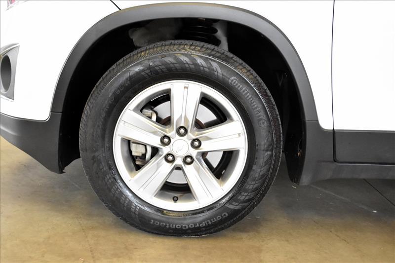 CHEVROLET TRACKER 1.8 MPFI LT 4X2 16V-18 - Loja de Veículos - 0