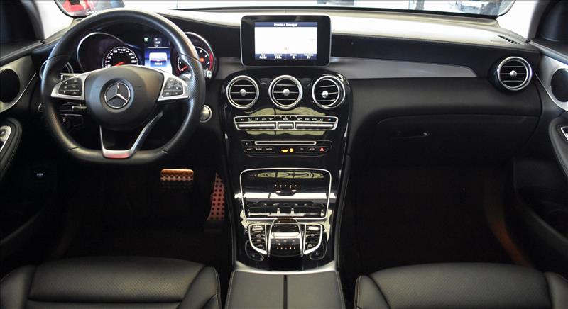 MERCEDES-BENZ GLC 250 2.0 CGI Coupé 4matic-3 - Loja de Veículos - 0