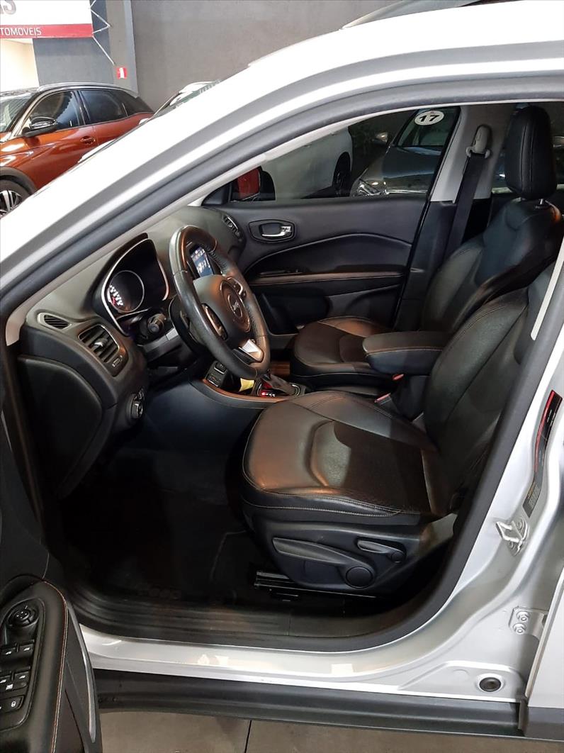 JEEP COMPASS 2.0 16V Longitude-4 - Loja de Veículos - 0