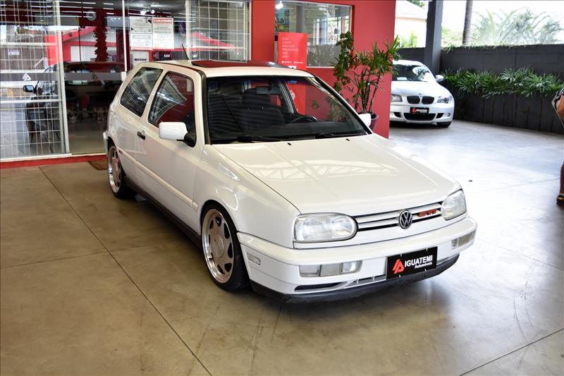 VOLKSWAGEN GOLF 2.0 MI GTI 8V-2 - Loja de Veículos - 0